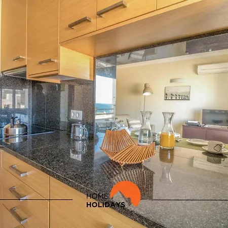 #005 Foxy B By Holidays Appartement *