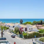 #005 Encosta Apartment Pool & Relax Area *