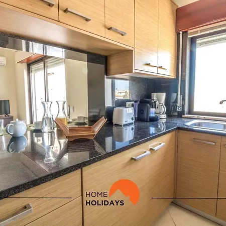 Apartment #005 Foxy B By Holidays *